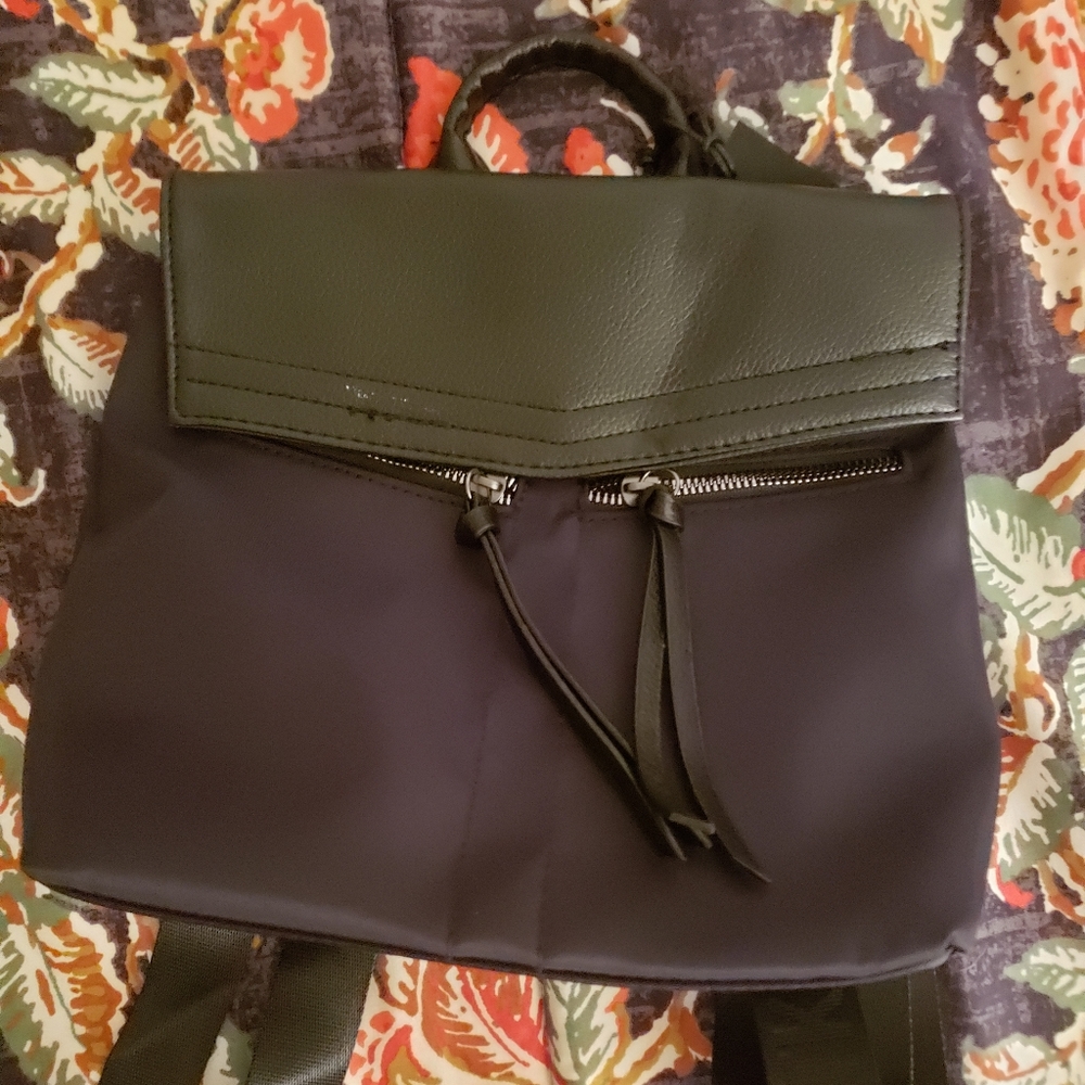 Botkier backpack - Picture 2 of 4